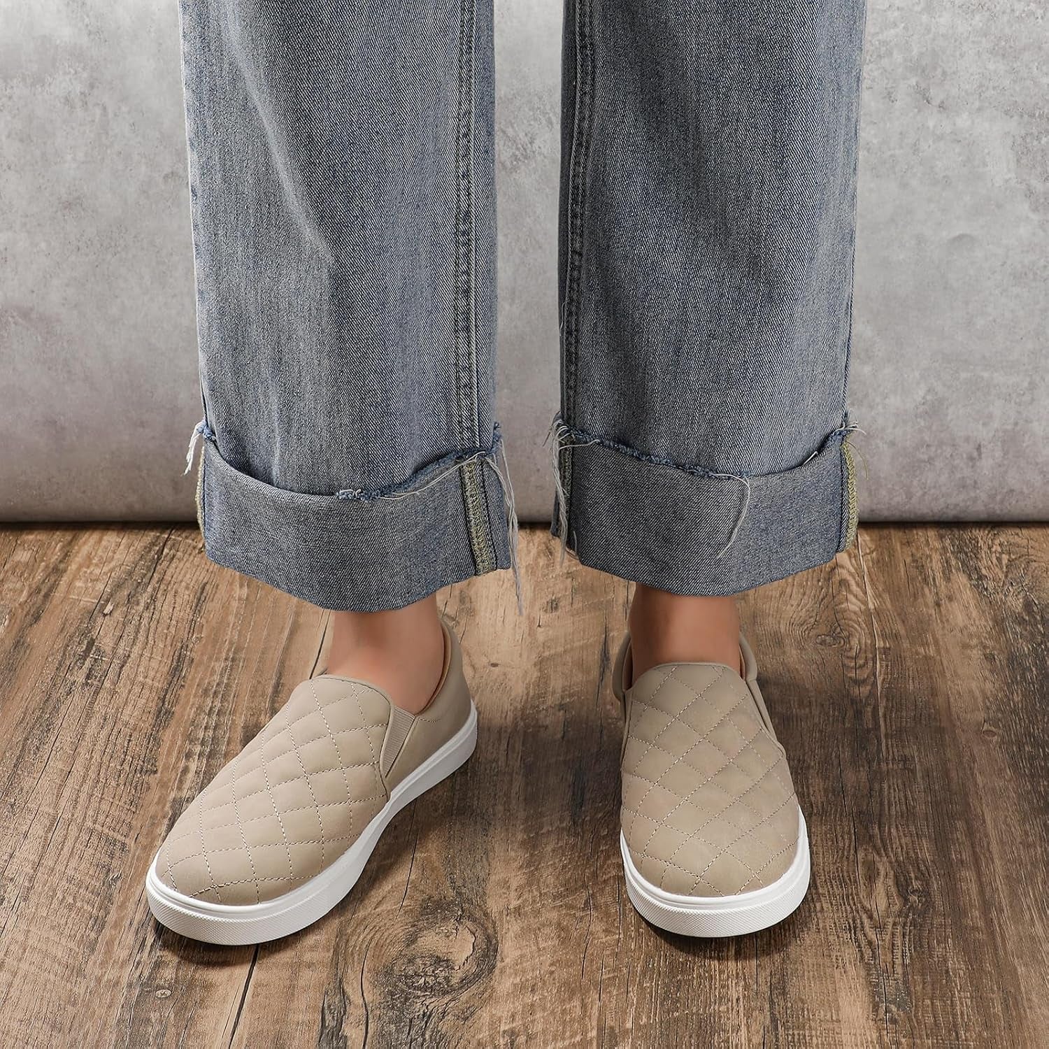 Loafers for Women Memory Foam Slip on Sneakers Elees Quilted 1.0 Comfort Fall Shoes